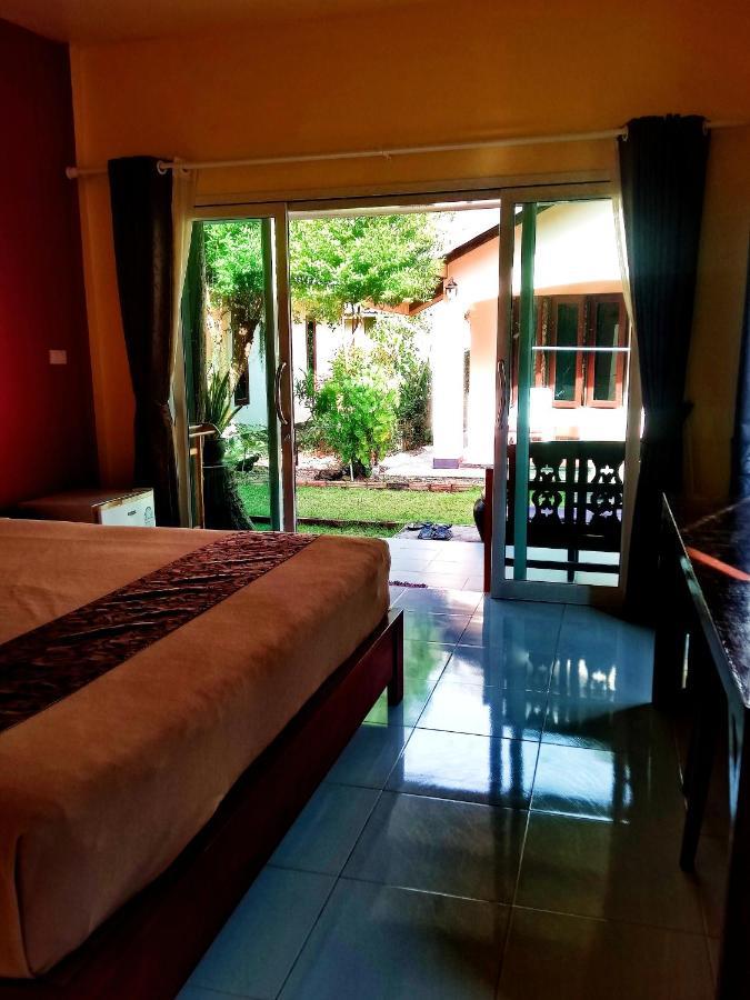 Suwantana Lanta Houses Koh Lanta Exterior photo