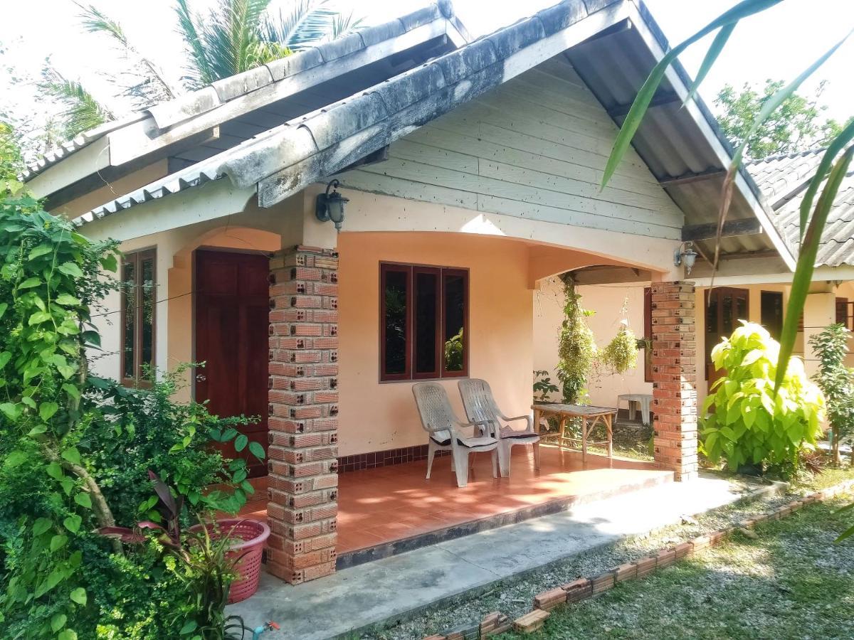 Suwantana Lanta Houses Koh Lanta Exterior photo